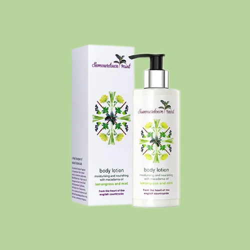 From Shelf To Sale: How Cosmetic Display Boxes Influence Buyer Behavior
